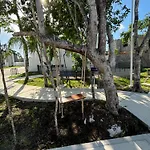 Casa Itzae